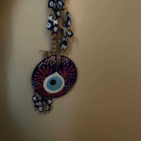 Evil eye - Picture 5 of 5